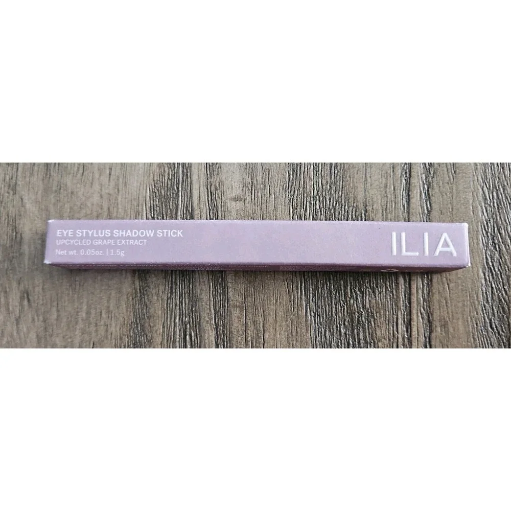 ILIA  Eye Stylus Shadow Stick Opulent | Shimmer